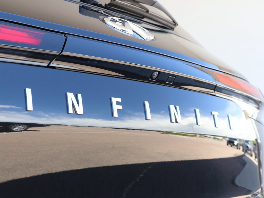 Used 2025 INFINITI QX60 Pure AWD/4WD image 39