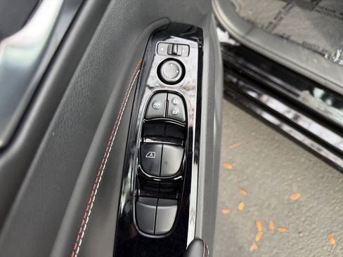 Used 2023 Nissan Altima 2.5 SR w/ SR Premium Package image 13