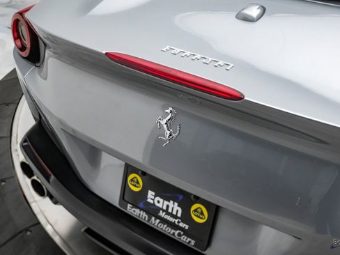 Used 2019 Ferrari Portofino image 45