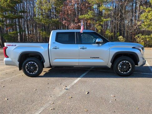 New 2026 Toyota Tundra SR5 image 3