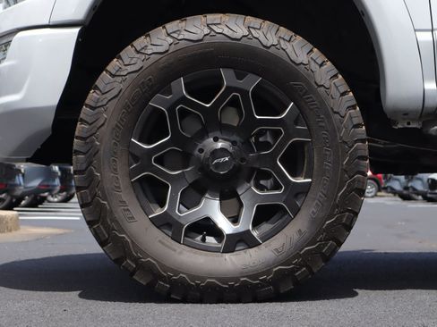 Used 2021 Ford F150 Lariat w/ Equipment Group 502A High AWD/4WD image 6