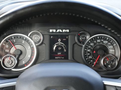 Used 2024 RAM 2500 Big Horn AWD/4WD image 9