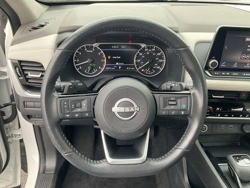 Certified 2023 Nissan Rogue SV w/ SV Premium Package image 21