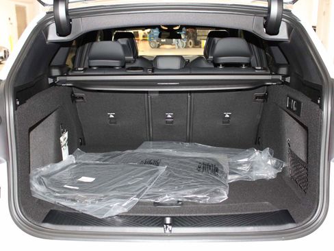 Certified 2025 BMW X3 xDrive30i image 8