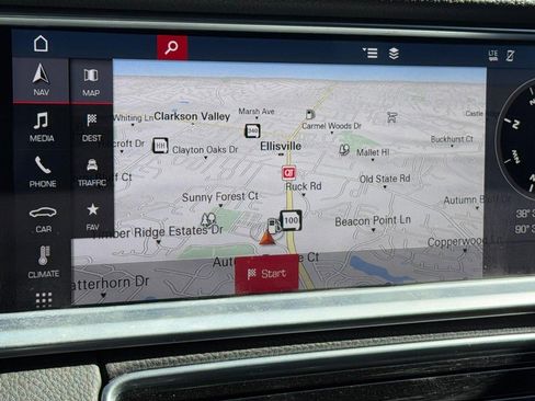 Used 2019 Porsche Panamera 4 image 21