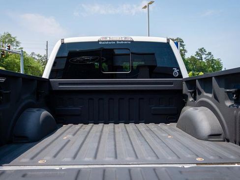 Used 2017 Ford F150 Raptor w/ Equipment Group 802A Luxury AWD/4WD image 6