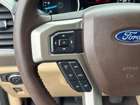 Used 2020 Ford F150 Lariat w/ Trailer Tow Package RWD image 30