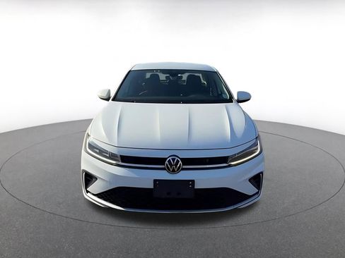 Used 2025 Volkswagen Jetta S image 4