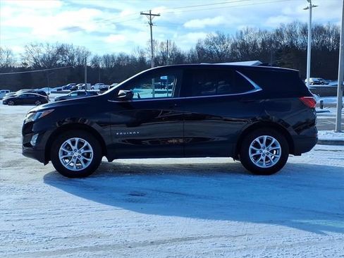 Used 2020 Chevrolet Equinox LT w/ Driver Convenience Package image 6