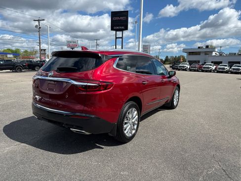 Used 2020 Buick Enclave Premium w/ Sun and Sites Package AWD/4WD image 5