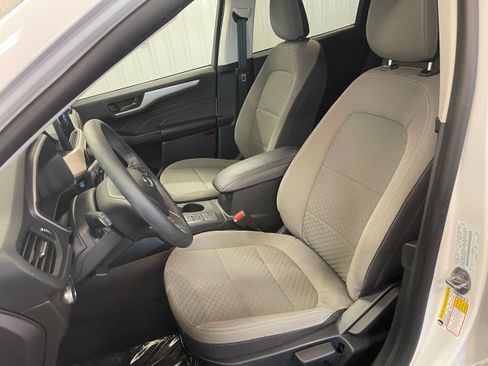 Used 2022 Ford Escape SE AWD/4WD image 13