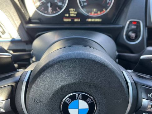 Used 2016 BMW M235i Coupe RWD image 19