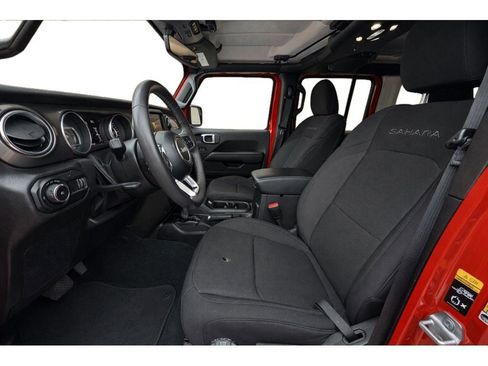 Used 2023 Jeep Wrangler Sahara image 10