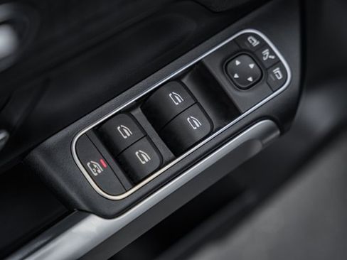 Certified 2024 Mercedes-Benz EQB 300 300 image 38