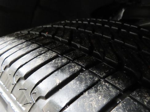 Used 2023 GMC Yukon Denali image 8