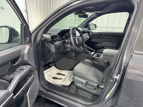 New 2026 Toyota Tacoma SR5 AWD/4WD image 24