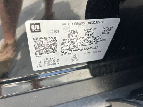 Used 2025 Buick Enclave Preferred FWD image 10
