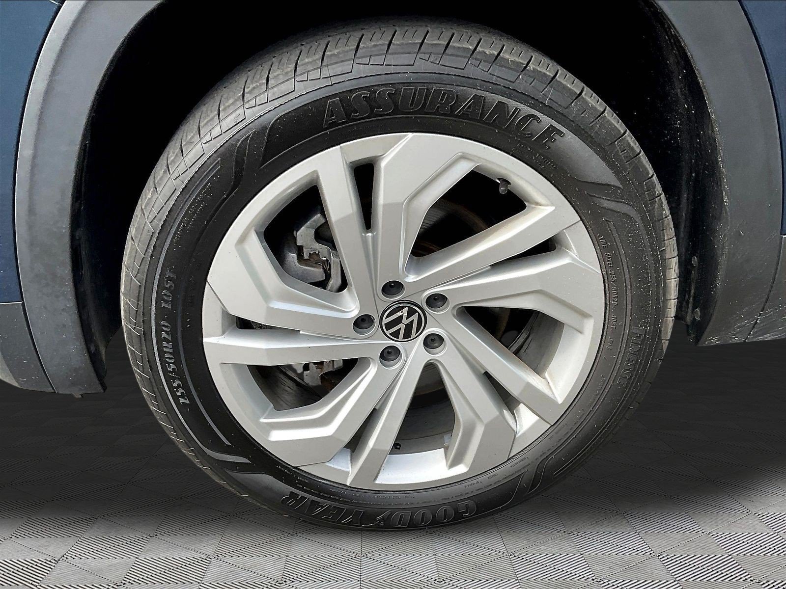 Used 2023 Volkswagen Atlas SE w/ Panoramic Sunroof Package FWD image 35