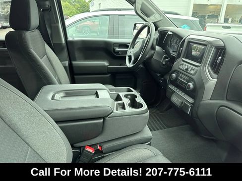 Used 2022 Chevrolet Silverado 1500 Custom AWD/4WD image 3