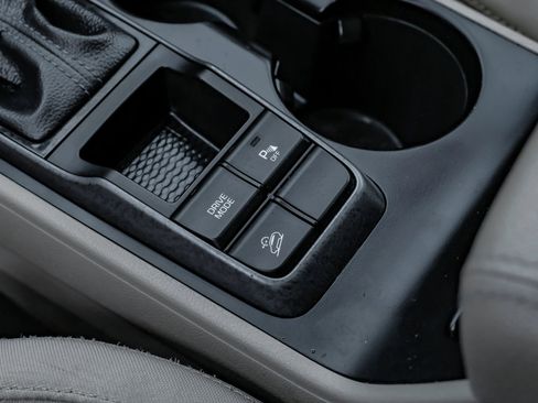 Used 2018 Hyundai Tucson Value w/ Cargo Package image 32