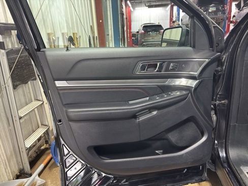 Used 2019 Ford Explorer Sport AWD/4WD image 24