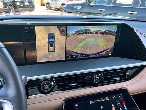 Used 2025 INFINITI QX80 Sensory AWD/4WD image 13