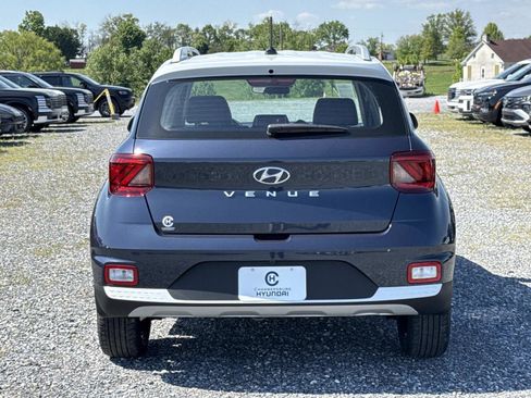 New 2026 Hyundai Venue SEL FWD image 13