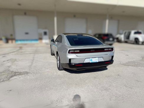 New 2025 Dodge Charger R/T w/ Quick Order Package 25M R/T image 9