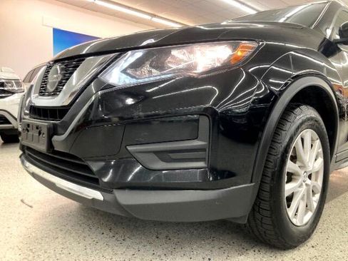 Used 2020 Nissan Rogue SV image 37