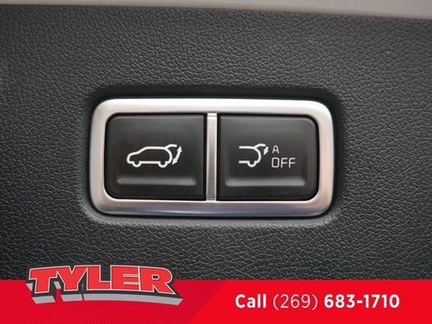 Used 2025 Kia Sorento SX Prestige w/ Olive Brown Leather Package image 20