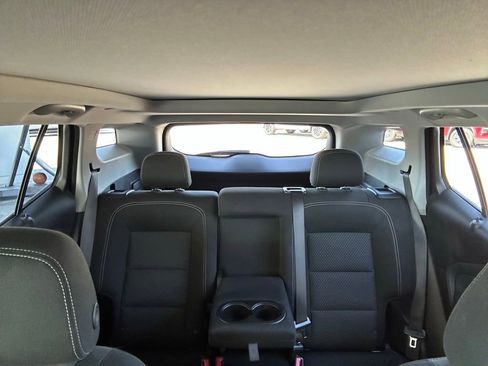 Used 2024 GMC Terrain SLE w/ Driver Convenience Package FWD image 27