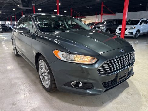 Used 2015 Ford Fusion SE w/ Equipment Group 202A image 8
