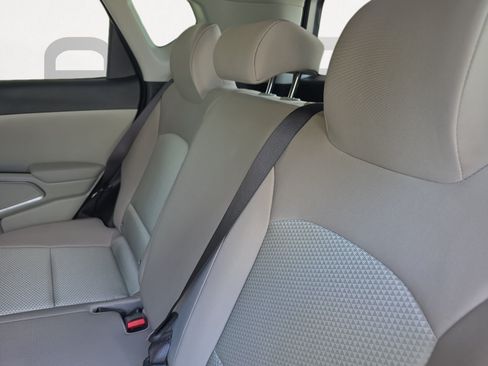 Certified 2025 Kia Soul LX w/ LX Technology Package FWD image 22