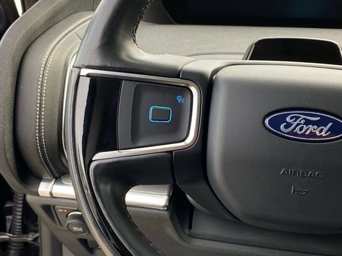 Used 2025 Ford Expedition Max Platinum AWD/4WD image 14
