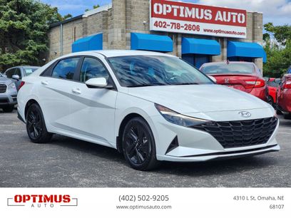 Used 2022 Hyundai Elantra SEL