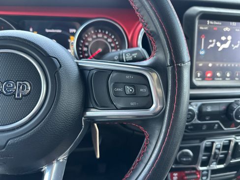 Used 2022 Jeep Gladiator Rubicon AWD/4WD image 31