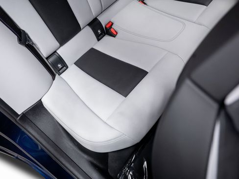 Used 2025 BMW M3 Competition w/ Executive Package image 38