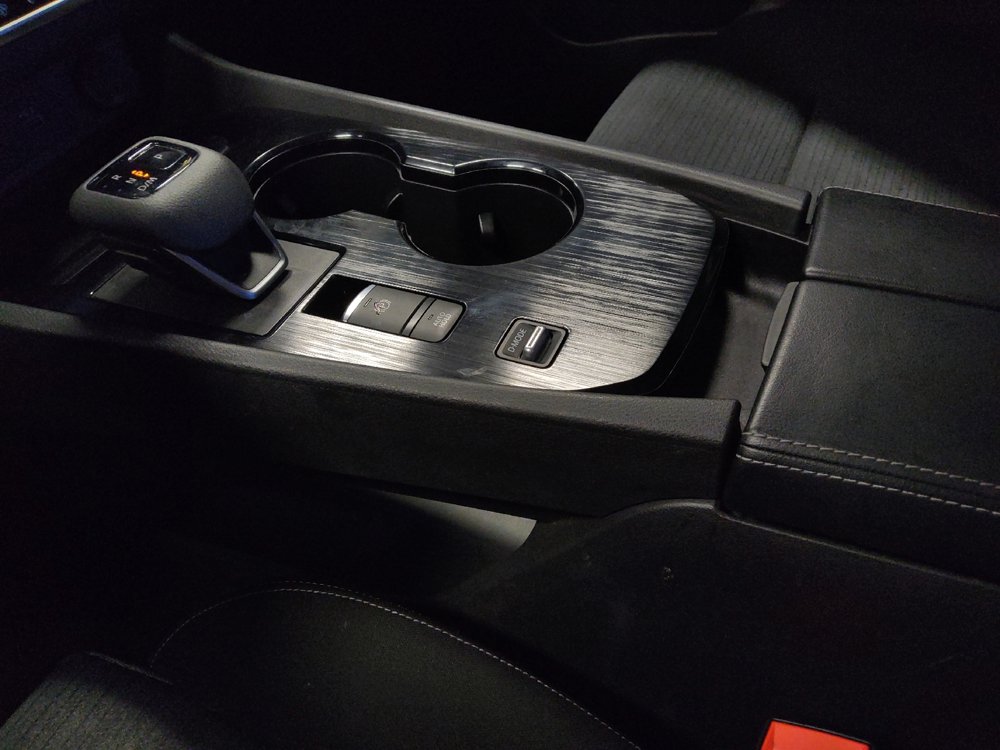 Used 2023 Nissan Rogue SV FWD image 26