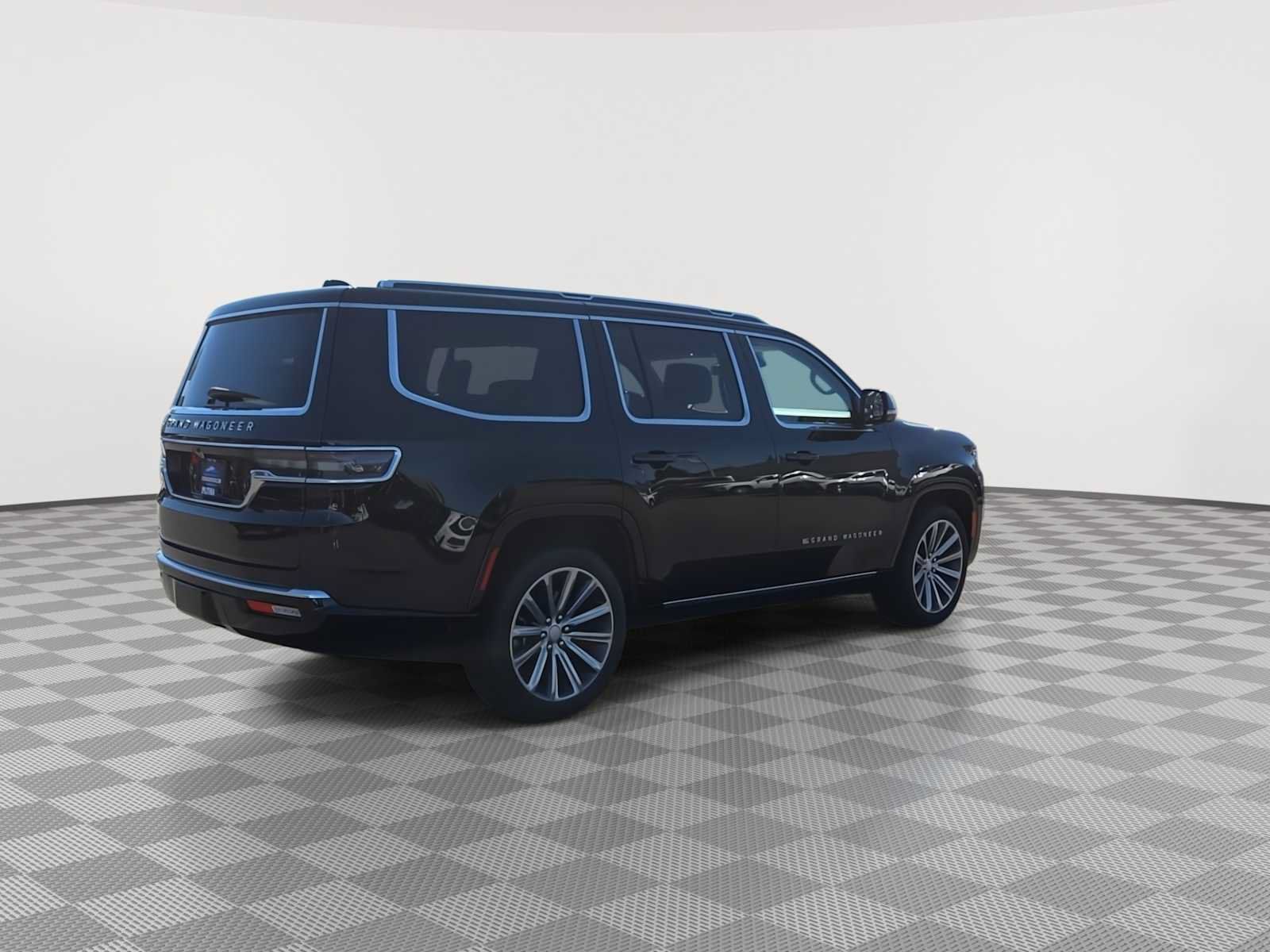 Used 2023 Jeep Grand Wagoneer 4WD w/ Convenience Group III image 8