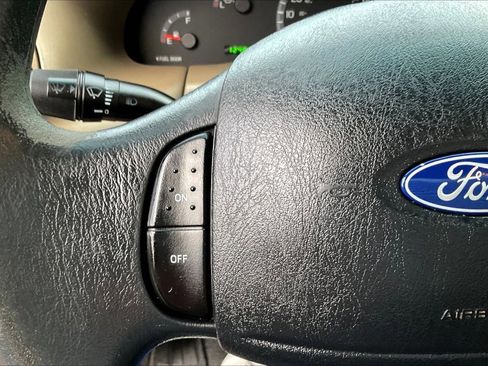 Used 2003 Ford F150 XL image 12