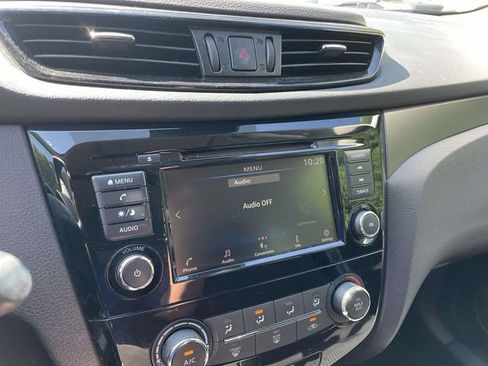 Used 2020 Nissan Rogue Sport S FWD image 29
