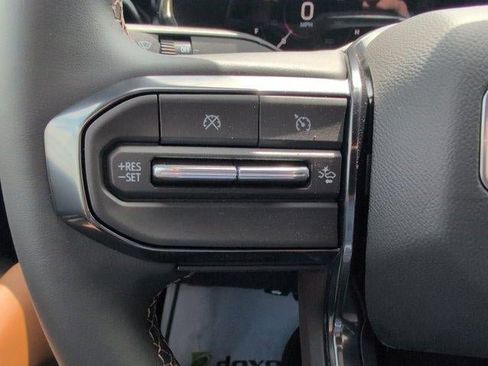 New 2026 GMC Canyon AT4 AWD/4WD image 19