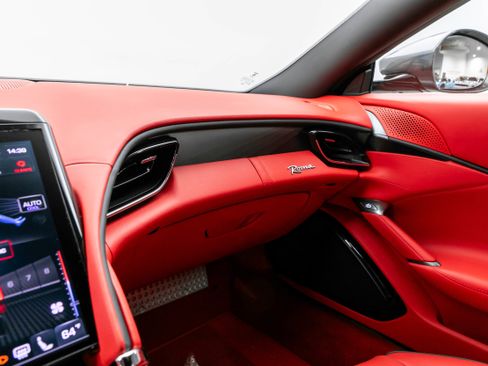 Certified 2024 Ferrari Roma image 31
