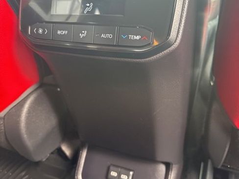 Used 2022 Toyota Highlander XSE image 20