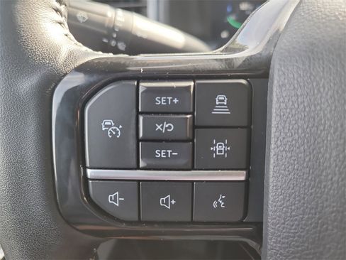 Used 2023 Ford F150 Lightning Platinum image 28