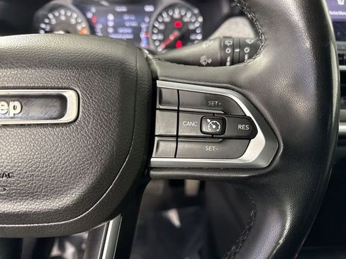 Used 2023 Jeep Compass Latitude w/ Sun and Sound Group AWD/4WD image 12