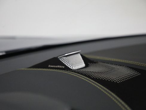 Used 2025 Aston Martin DBX 707 image 20