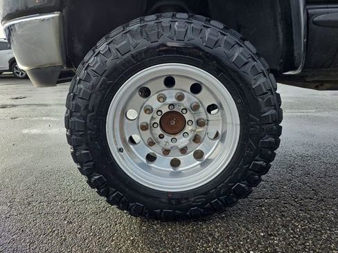 Used 2007 Dodge Ram 2500 Truck SLT image 27