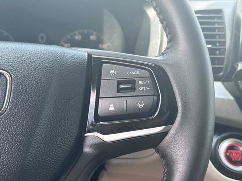 Certified 2025 Honda Odyssey EX-L image 30