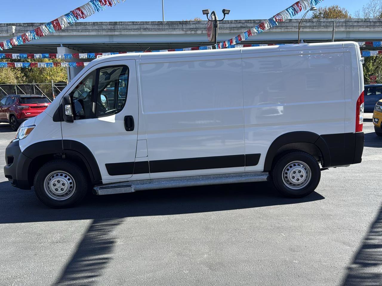 Used 2025 RAM ProMaster 2500 w/ U-Haul Equipment Group FWD image 6
